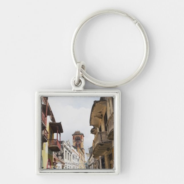 Porte-clés Vue d'angle faible des appartements le long de la (Devant)