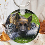 Porte-clés World's Best Dog Dad - Pet Photo - Father's Day<br><div class="desc">World's Best Dad says the dog ,  I love You . Surprise your dog dad this Fathers day with a custom Pet Photo keychain . He can now carry his best friend with I'm everywhere he goes . A must have for every dog dad !</div>
