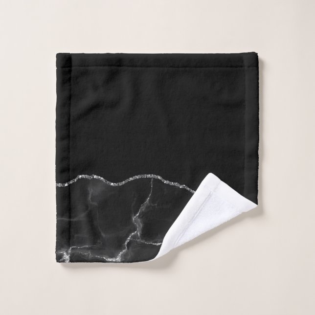 Porte dorée en marbre noir (Gant de toilette)