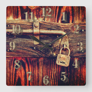 Porte en bois rustique avec horloge en laiton anti