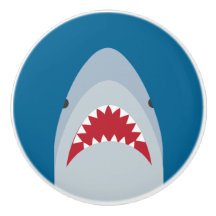 Bouton de tiroir d'attaque de requin