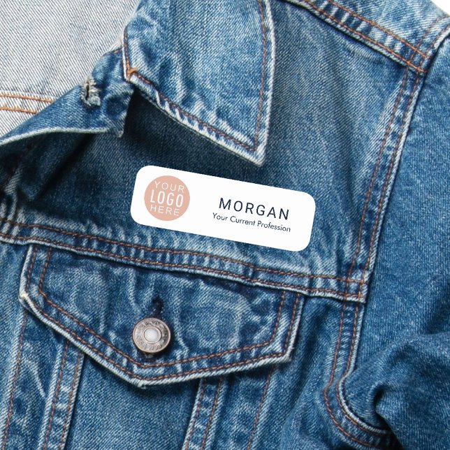Porte-nom Conférence des employés de votre entreprise Logo d (Modern Business Logo Minimal Beige Name Tag)