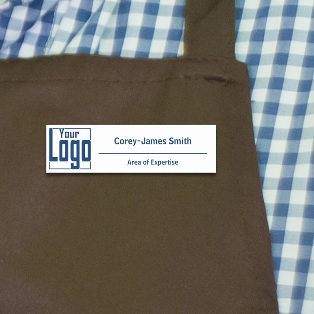Porte-nom Expertise de logo moderne Classique Blanc Bleu (Modern Logo Expertise Classic White Blue Name Tag)