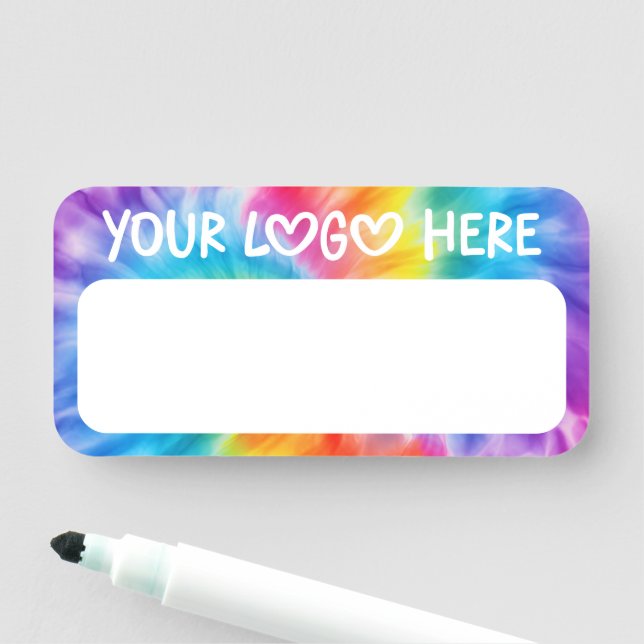 Porte-nom Logo de l'entreprise Soft Rainbow Swirl Tie Dye (En situation)