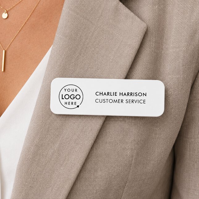 Porte-nom Logo d'entreprise | Personnel personnalisé moderne (Minimal white company branded staff name tags for team & employee identification.)