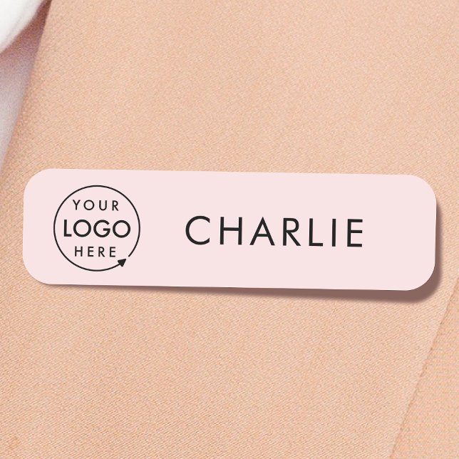 Porte-nom Logo rose | Business Employee Staff (Feminine blush pink company branded staff name tags for team & employee identity.)