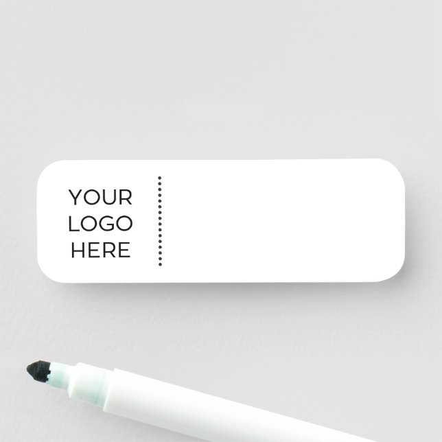 Porte-nom moderne pour employé avec logo de l'entr (En situation)