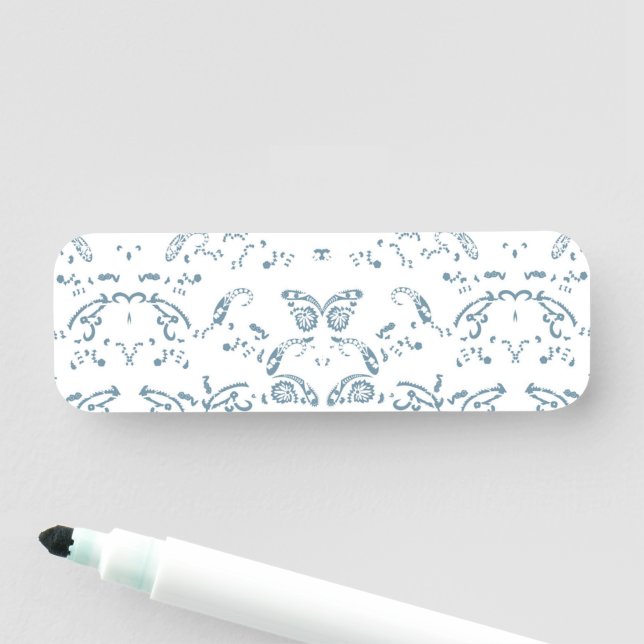 Porte-nom papier peint bleu et blanc avec un motif (En situation)