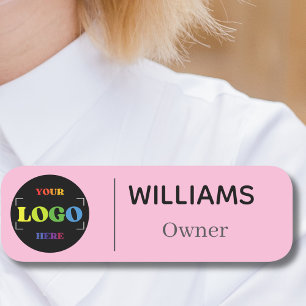 Porte-nom Pin de sécurité rose Nom magnétique avec logo pers
