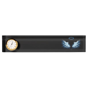 Porte-nom Pour Bureau Blue Glowing Angel Wings on black background