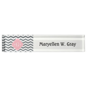 Porte-nom Pour Bureau Charcoal Thin Chevron Pink Quatrefoil 3 monogram