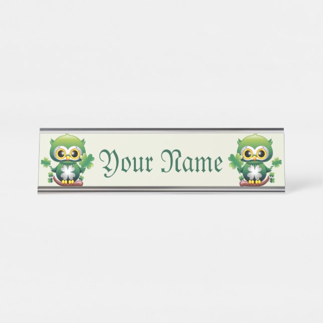 Porte-nom Pour Bureau Chouette bébé St Patrick de dessin animé mignon (Devant)