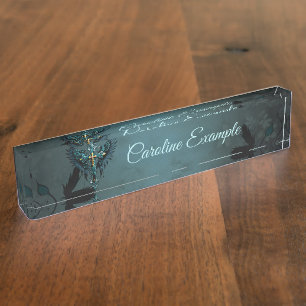 Porte-nom Pour Bureau Croix gothique avec éléments décoratifs et oiseaux