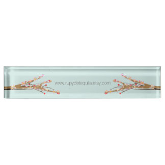 Porte-nom Pour Bureau Fleurs roses de Sakura sur fond bleu pâle