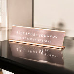 Porte-nom Pour Bureau Huile d'or rose | Blush Pink Foil Moderne<br><div class="desc">Blush Pink - Rose Gold Foil Métallic Acier Inoxydable Minimaliste Eyelash Extensions (Lashes) Salon de Beauté Nom d'entreprise Plaque avec lettres blanches nom et profession de typographie. Le Rose Gold Foil Metal Business Name Plate peut être customisé avec votre nom. Veuillez contacter le concepteur pour customiser les articles correspondants.</div>
