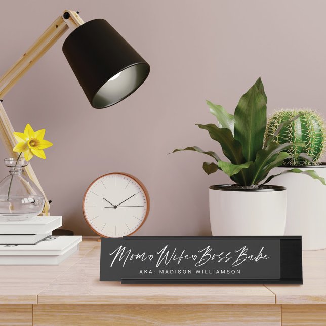 Porte-nom Pour Bureau Maman, Femme, Boss Babe Script de brosse tendance  (Créateur téléchargé)