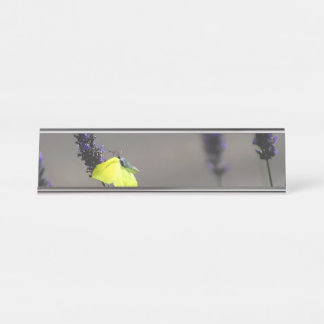 Porte-nom Pour Bureau Papillon Jaune sur Photo Macro de Lavande Violette