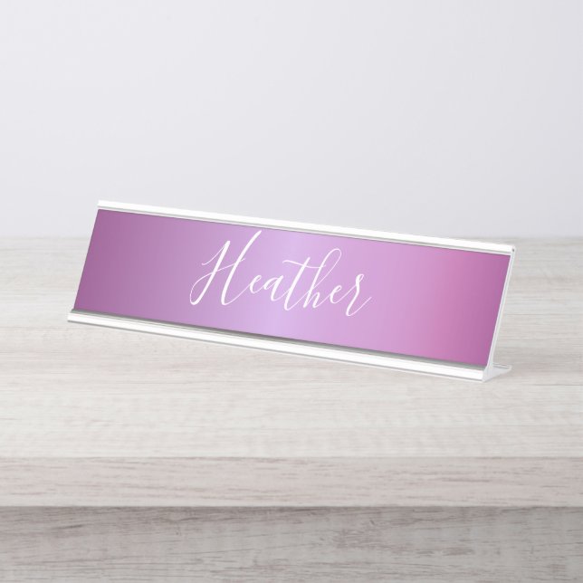 Porte-nom Pour Bureau Violet violet et script blanc personnalisé (Devant)
