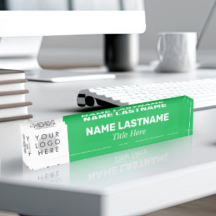 Porte-nom Pour Bureau Votre logo Modern Bold Nom Titre Simple Vert