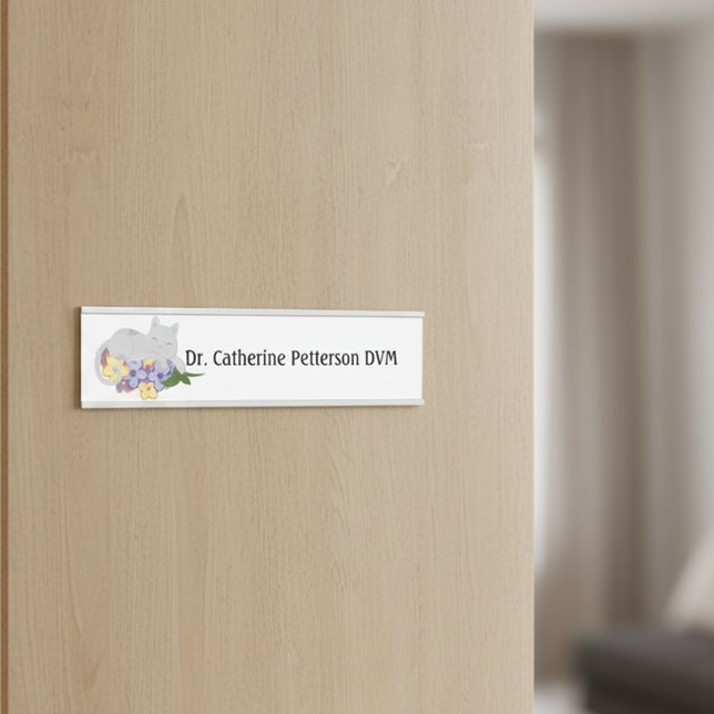 Porte-nom Pour Porte Chat Sur Un Lit De Fleurs Pour Vétérinaires (Créateur téléchargé)