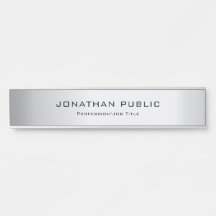 Élégant à la mode de charme de modèle moderne