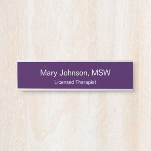 Porte-nom Pour Porte Nom et titre professionnel de couleur violet foncé