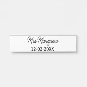 Porte-nom Pour Porte simple monogramme minimaliste Mme M. nom date anné