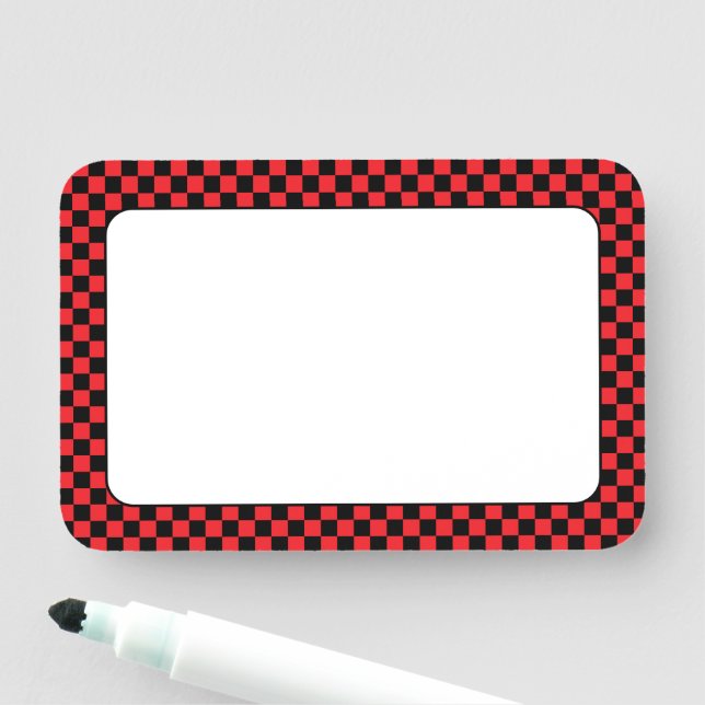 Porte-nom Rouge et Noir à Carreaux 3x2 (En situation)