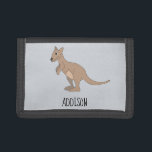 Portefeuille À 3 Volets Australie neutre Cute Kangaroo et Name Kids<br><div class="desc">Ce joli portefeuille d'enfants rayé présente un joli kangourou de doodle dessiné à la main,  et vous permet d'ajouter le nom de votre enfant. Parfait pour tous les amoureux de la faune australienne !</div>
