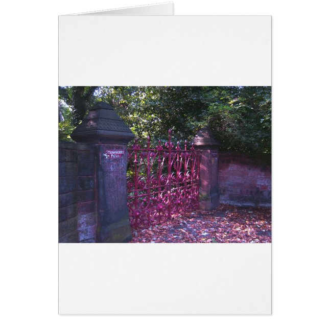 Portes de champs de fraises, Liverpool, Royaume-Un (Devant)