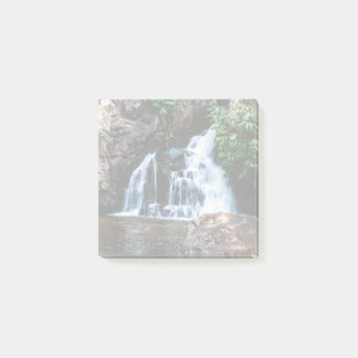 Post-it® Cascade de Waimea - longue exposition