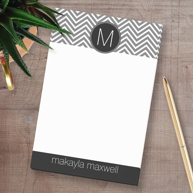 Post-it® Chevrons gris et noirs avec Monogramme personnalis (Custom Post-it Note Pads - Add your name and other text)