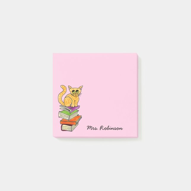 Post-it® Cute Chat sur la pile de livres Nom de l'enseignan (Devant)