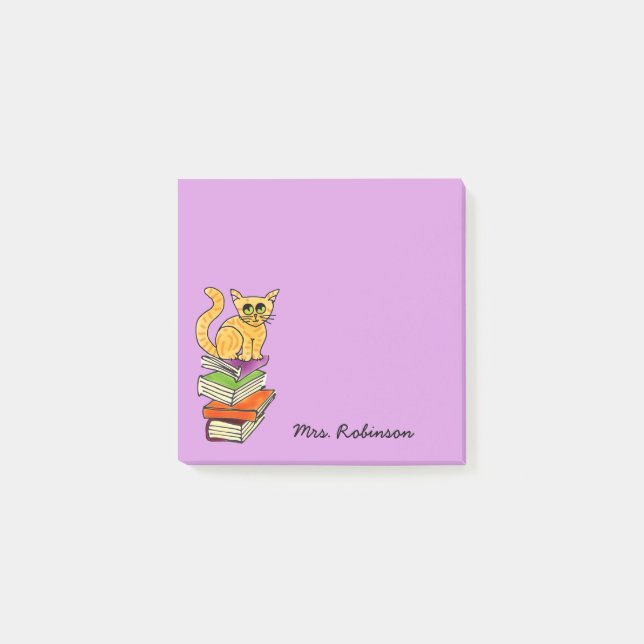 Post-it® Cute Chat sur la pile de livres Nom de l'enseignan (Devant)