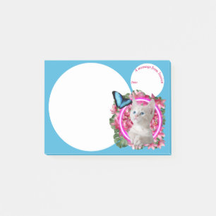 Post-it® Cute Kitten avec papillon bleu sur néon tropical P