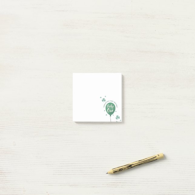 Post-it® Lucky One 1er Anniversaire St Patricks Day Trèfle (Sur un bureau)