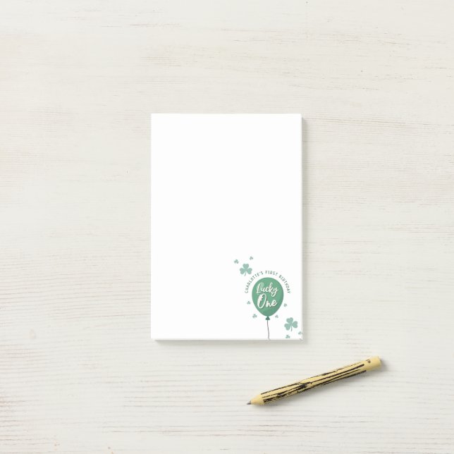 Post-it® Lucky One 1st Birthday St Patricks Day Clover (Sur un bureau)