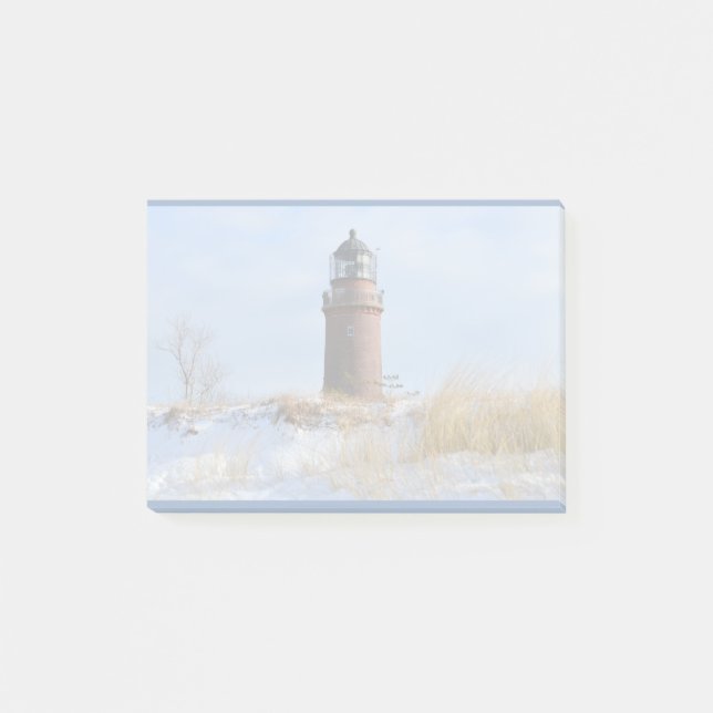 Post-it® Phare robuste sur une côte rocheuse en hiver (Devant)