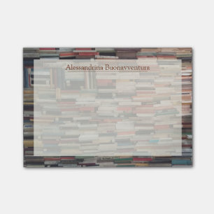 Post-it® Pile de livres avec nom personnalisé