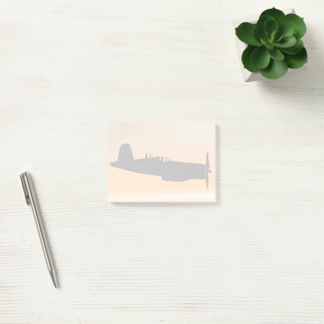 Post-it® Un chasseur F4U en cavair (Bureau)