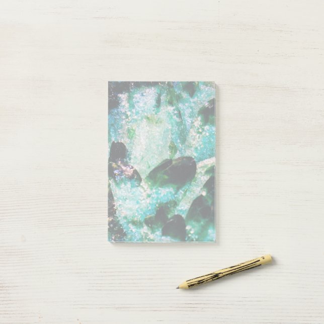 Post-it® Une Aura d'Émeraudes (Sur un bureau)