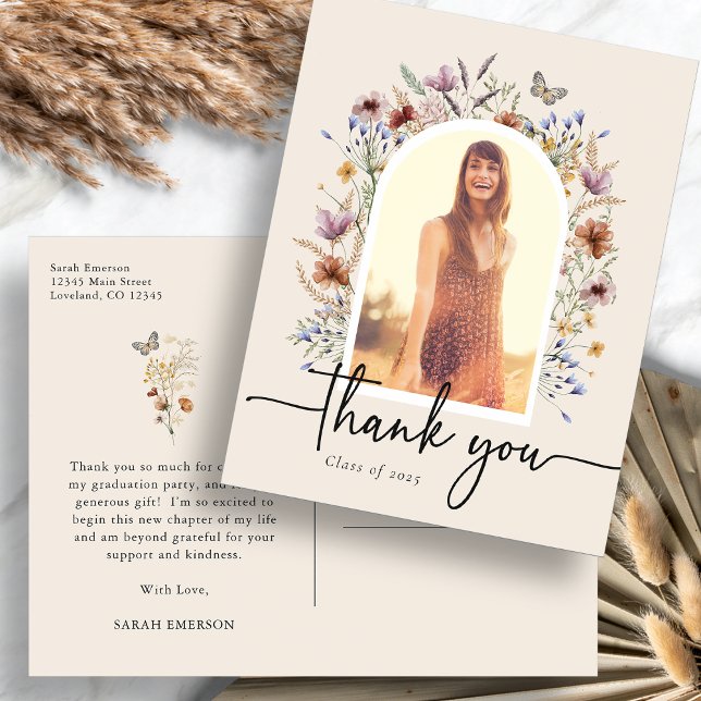 Postale Carte de remerciement de remise de diplôme (Graduation Thank You Postcard with Butterfly by Painted Paperie
)