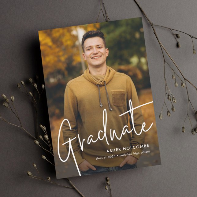 Postale Faire-part Carte de fin d'études simple avec script moderne e (Créateur téléchargé)