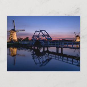 Postale Windmills et pont-levis au coucher du soleil carte