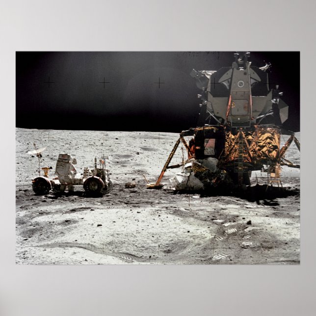 Poster Apollo 16 Module lunaire et véhicule roulant lunai (Devant)