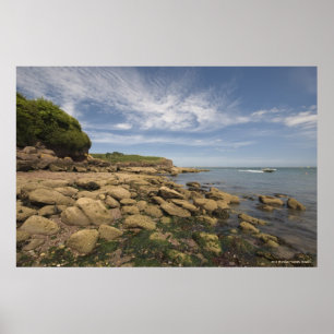 Poster Balnéaire Rocheux Avec Motorboat Voyager