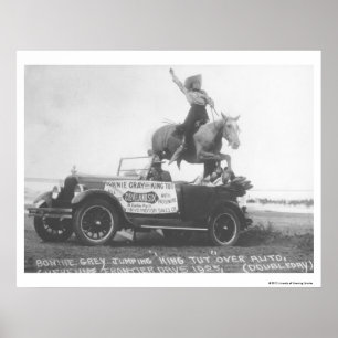 Poster Bonnie Grey sautant son cheval.
