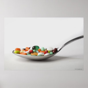 Poster Close-up of pills in a spoon