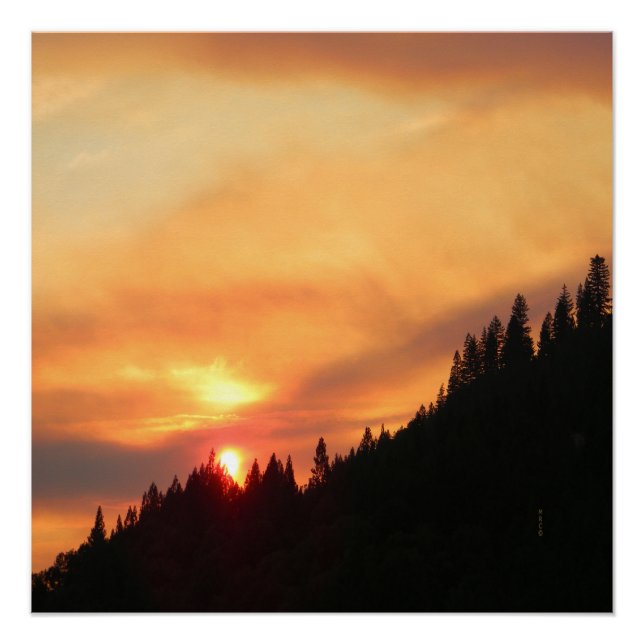 Poster Coucher de soleil sur les montagnes... (Devant)