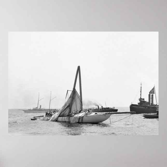 Poster Damaged Racing Yacht, 1899 (Devant)